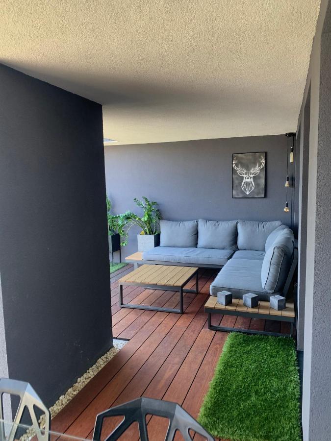 Two-Levels Penthouse With A Garden In The City Center Apartment Łódź Exterior foto
